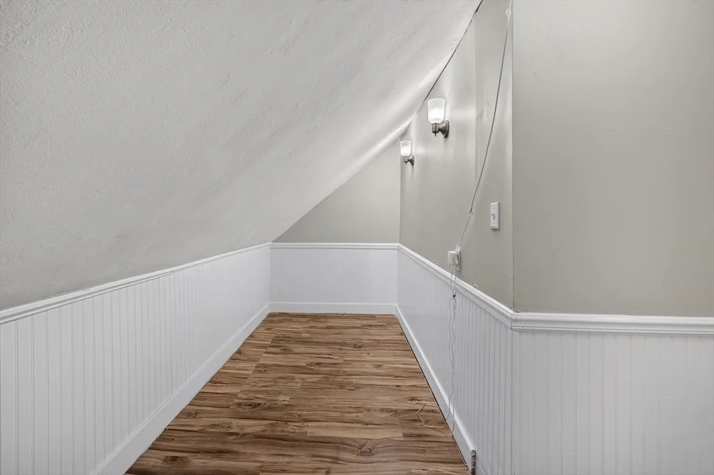 Photo of 103 B Street