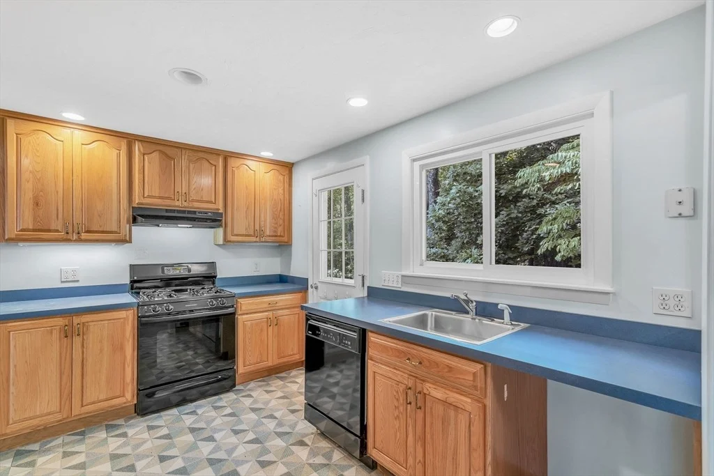 Photo of 10 Westview Rd