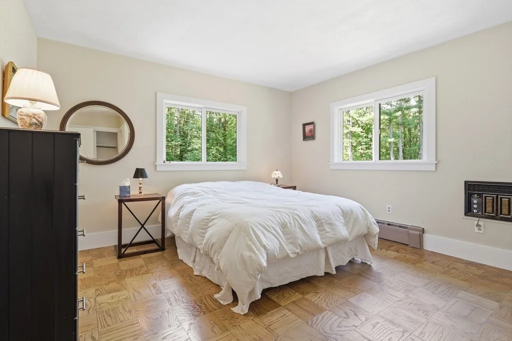 Photo of 131 Warren Ave