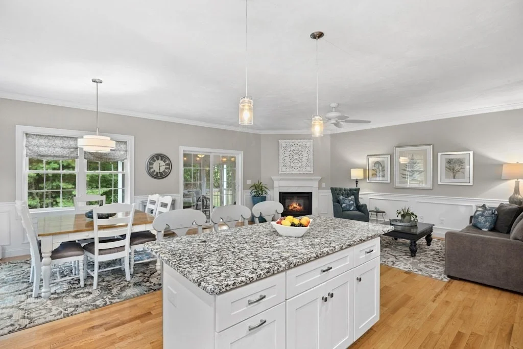 Photo of Unit 46A at 46 Compass Circle