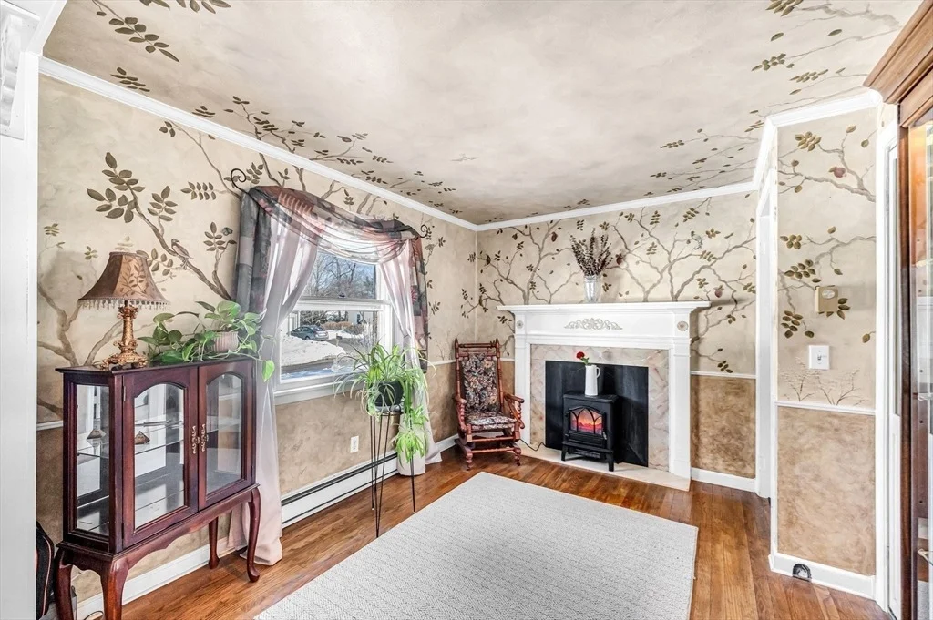 Photo of 236 Glenoak Drive