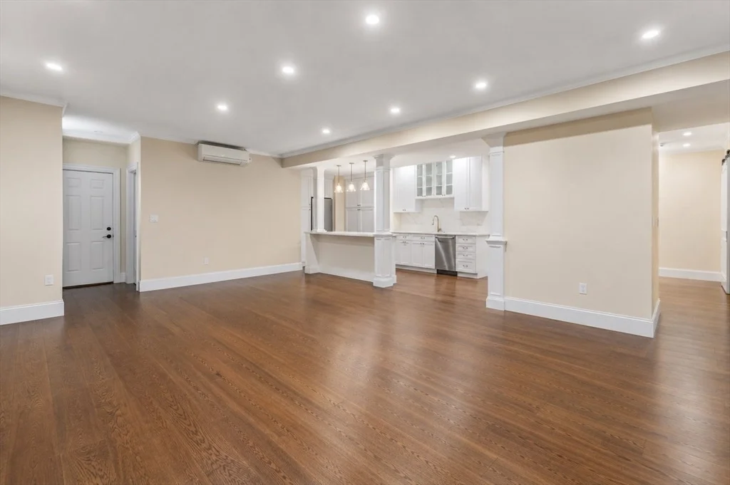 Photo of 175 Schoolmasters Lane