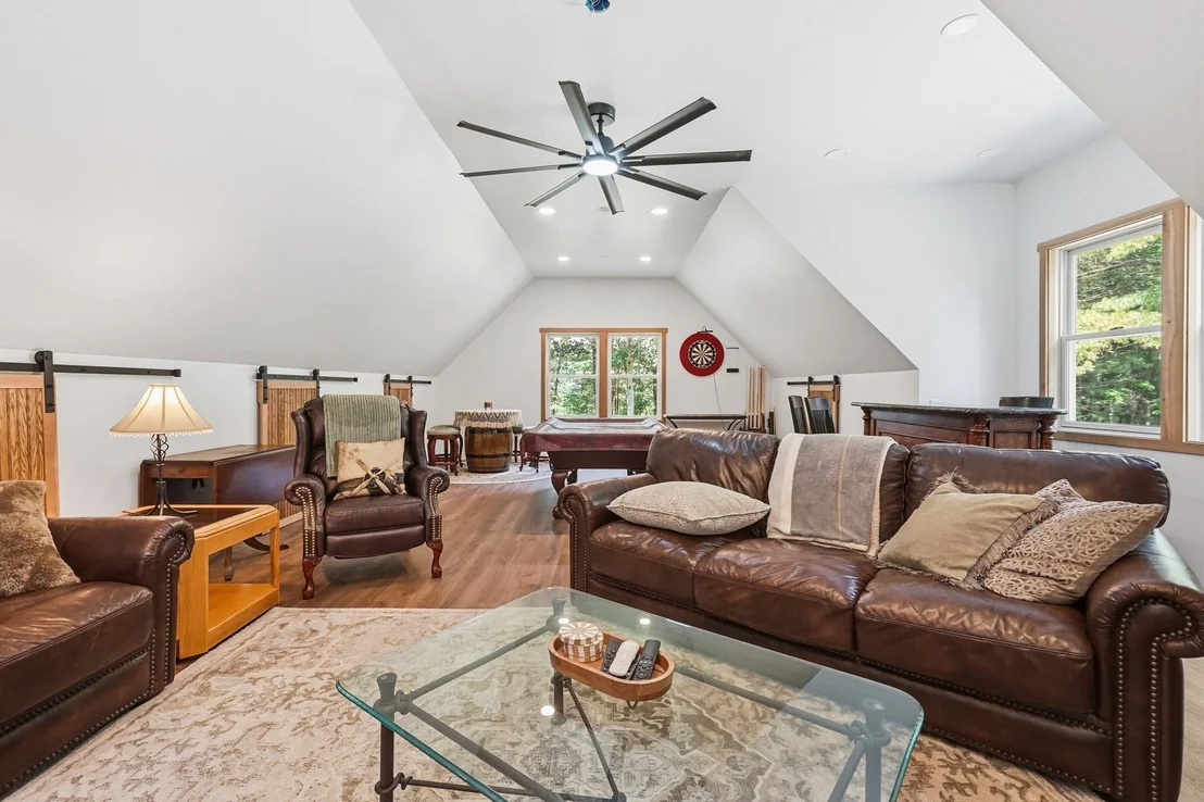 Photo of 6 Brittany Dr