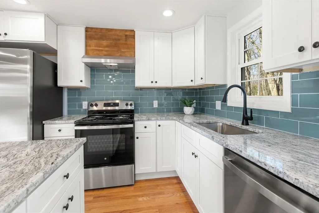 Photo of 48 Beeler Avenue