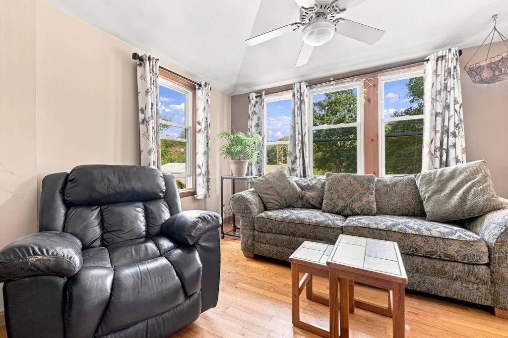 Photo of 79 Waverly Rd