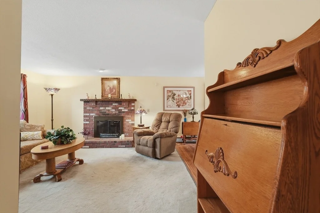 Photo of 568 Lantern Ln