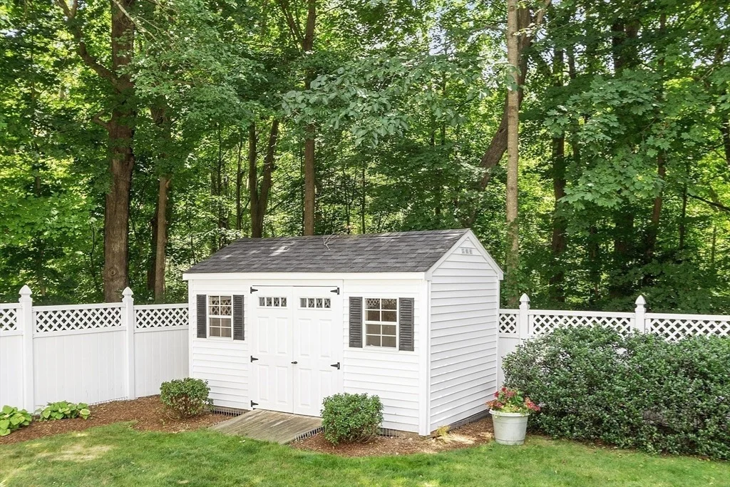 Photo of 131 Chestnut St