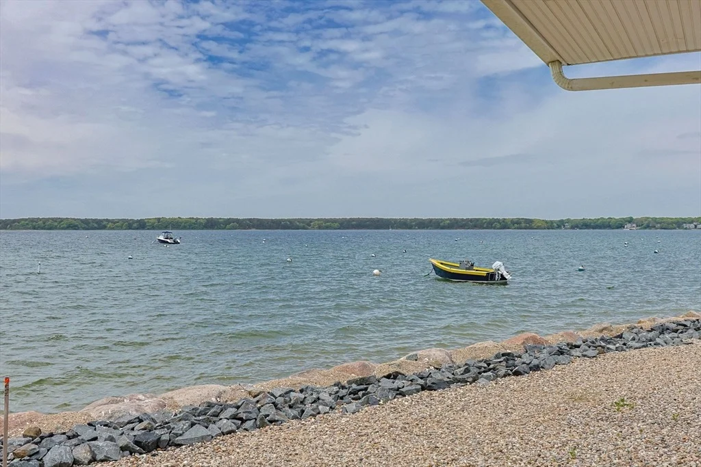 Photo of 41 Seconsett Island Rd
