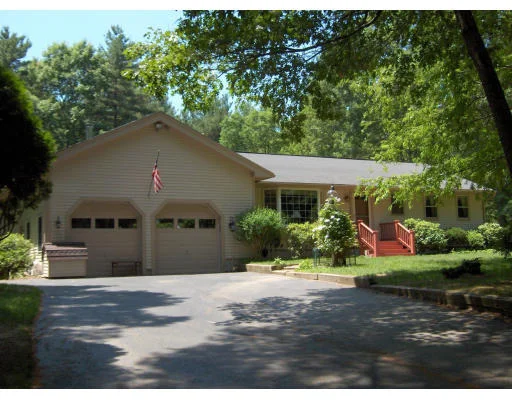 Photo of 212 Quaker Street