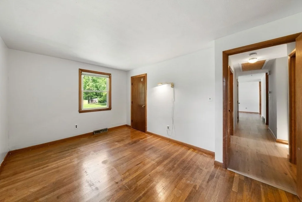 Photo of 52 Richard Rd