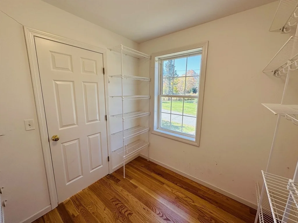 Photo of 16 Rita Ln