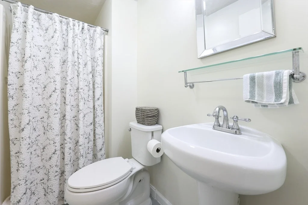 Photo of 75 Lake St