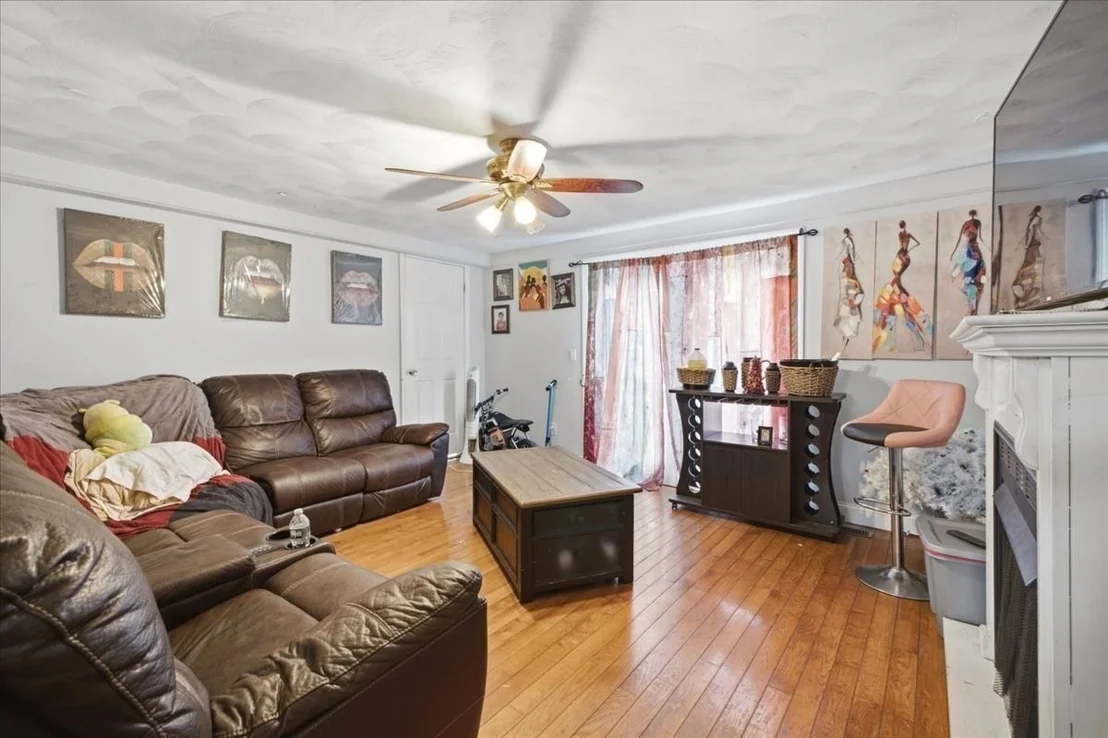 Photo of 1 Mohawk Dr