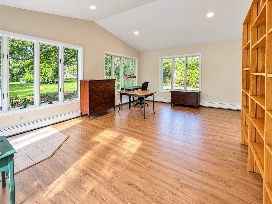 Photo of 14 Cornell Rd