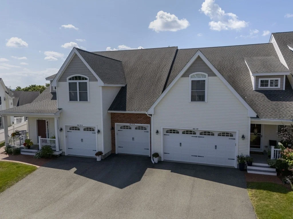 Photo of Unit 215A at 100 Kirkbride Dr