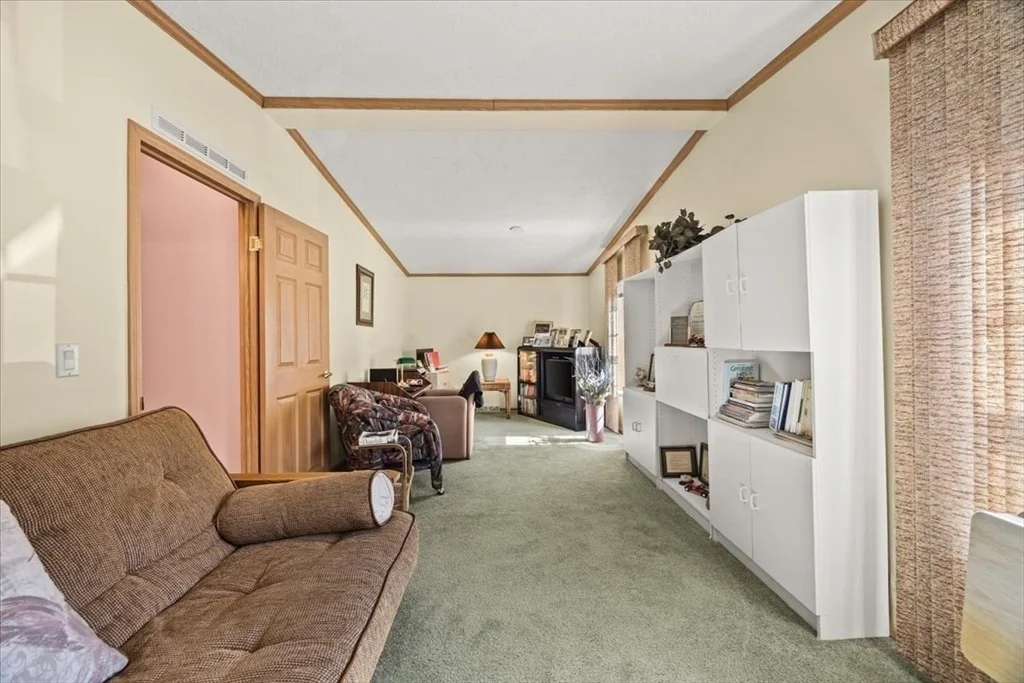 Photo of 59 Robin Dr
