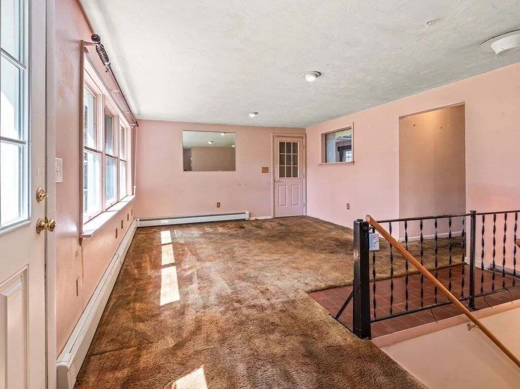 Photo of 60 Burbank Rd