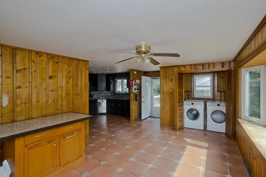 Photo of 492 Morgan Road