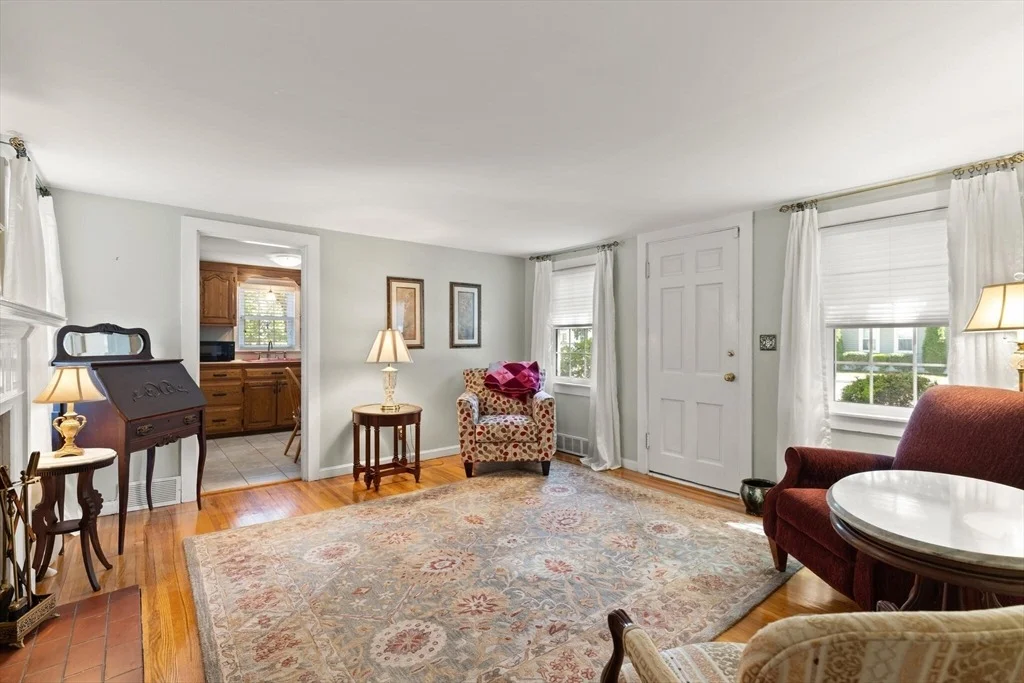 Photo of 100 Pleasant Street