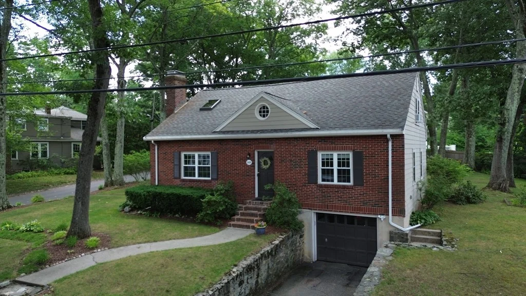 Photo of 148 Cedar St