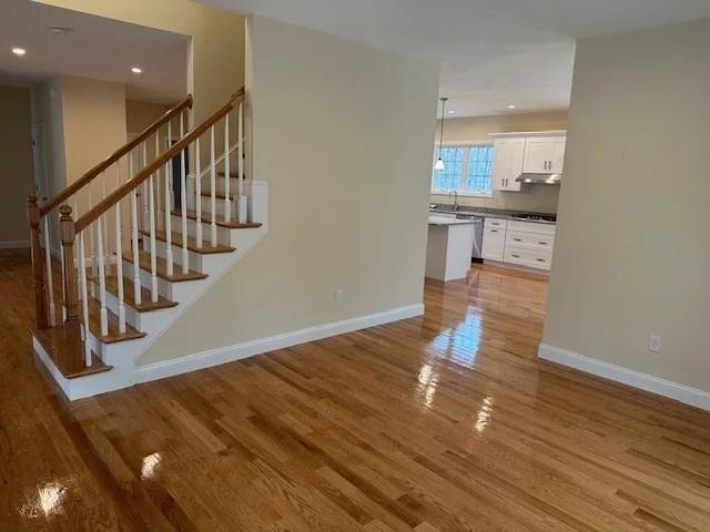 Photo of 295 Crownshield Ave