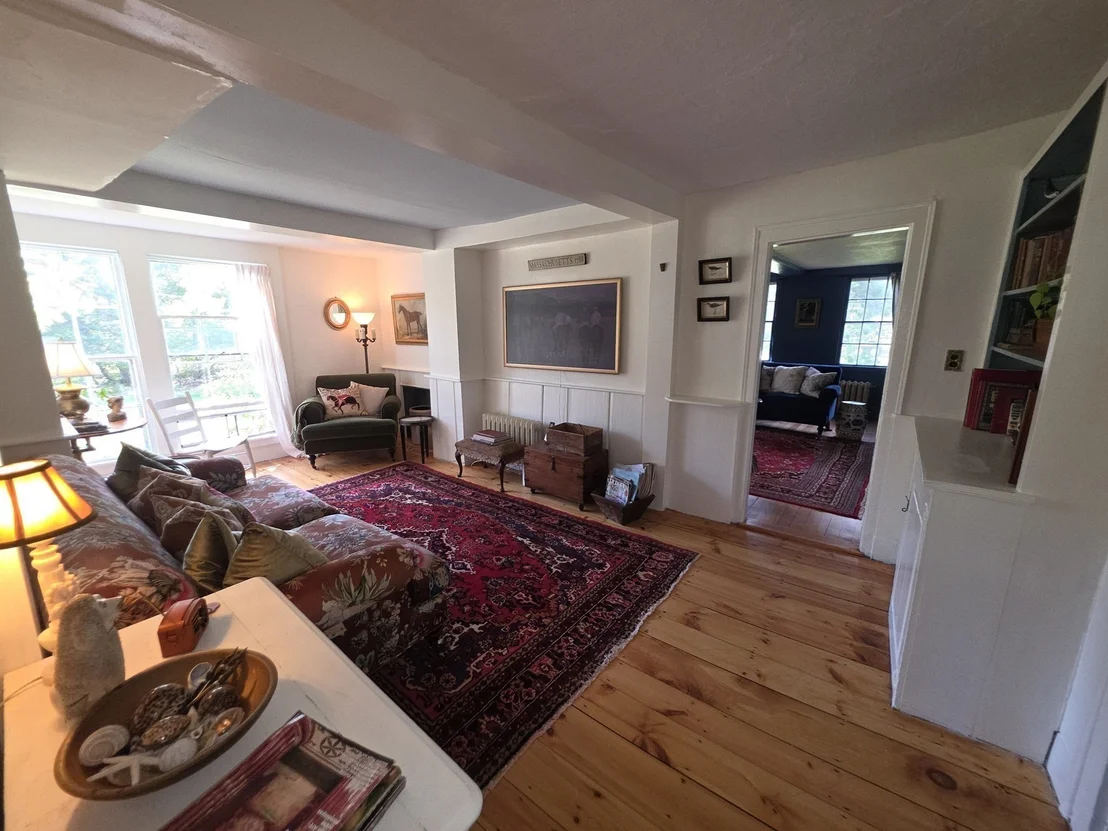 Photo of 2 Elm St