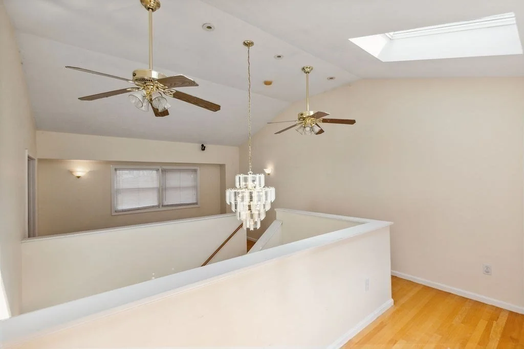 Photo of 54 Lisa Dr