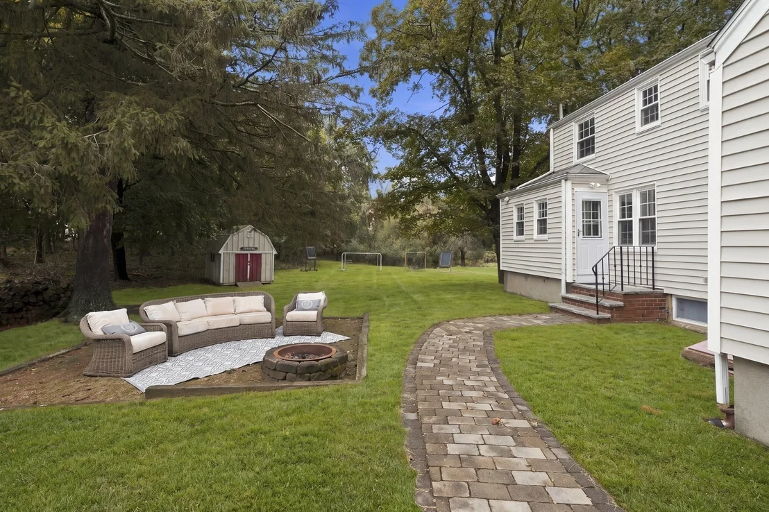Photo of 16 Clifford Ct