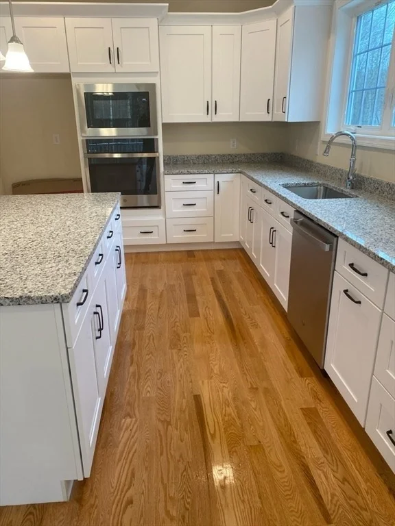 Photo of 295 Crownshield Ave