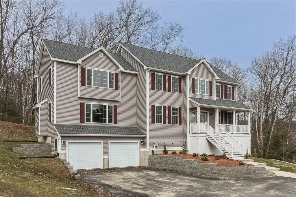 Photo of 76 Robin Hill Rd