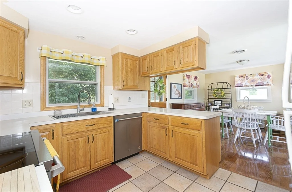Photo of 23 Mary Ann Dr