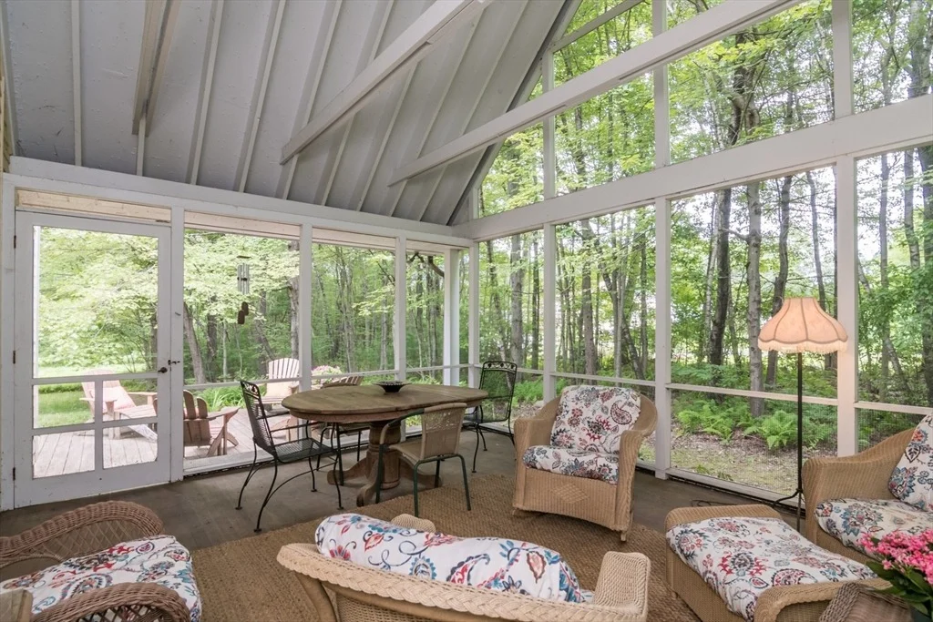 Photo of 12 High Meadow Rd
