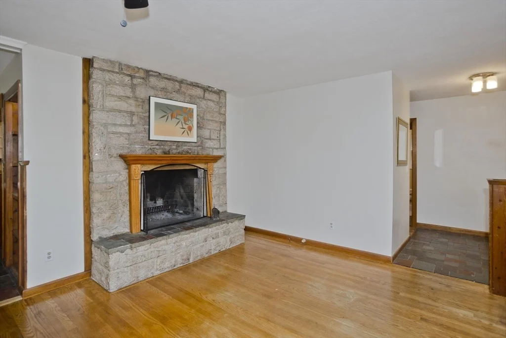Photo of 42 Catalina Dr