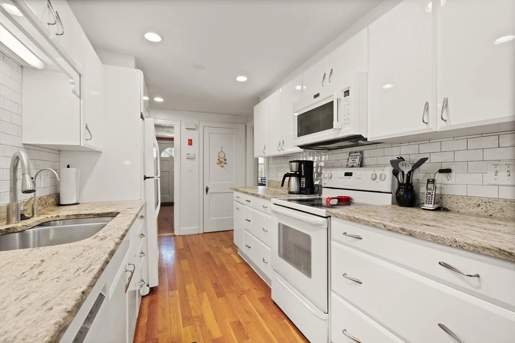 Photo of 472 Brook St