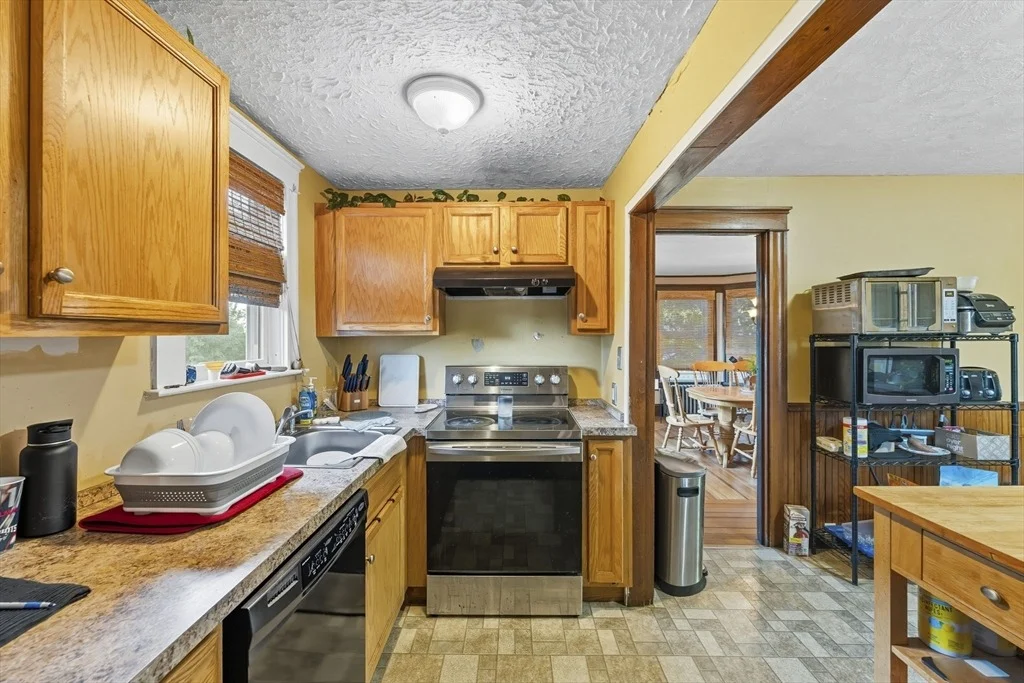 Photo of 25 Jillson Ave