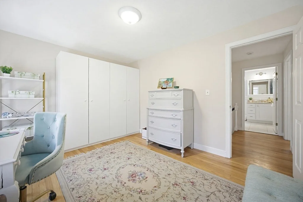 Photo of 6 Colburn Circle