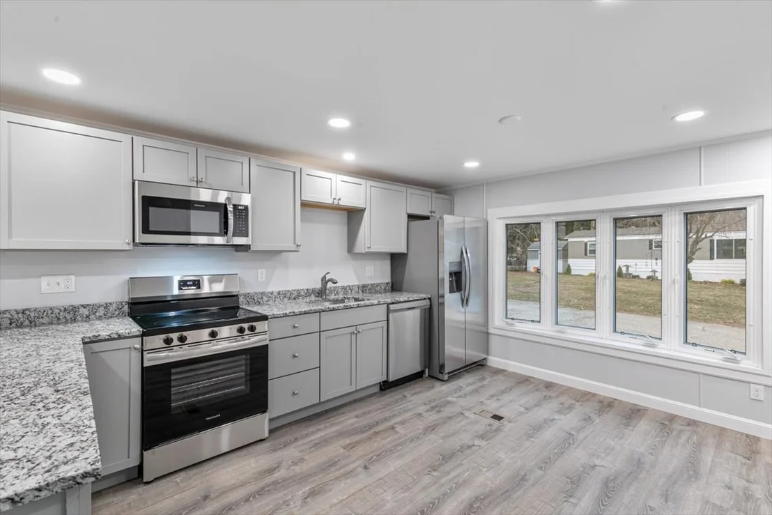 Photo of 4 Lisa Cir