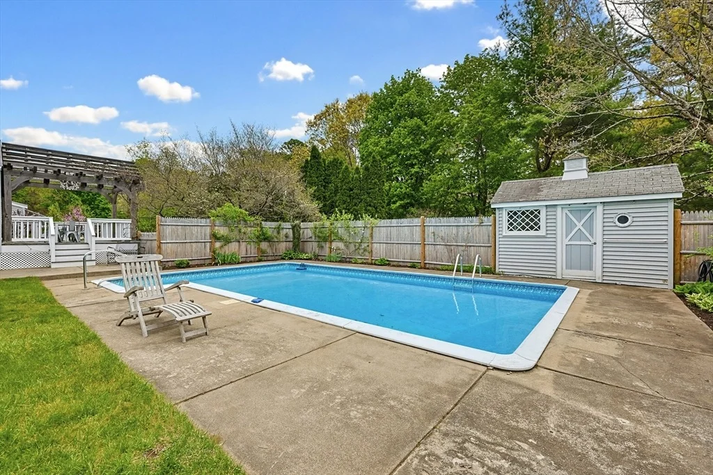 Photo of 13 Lawrence Circle
