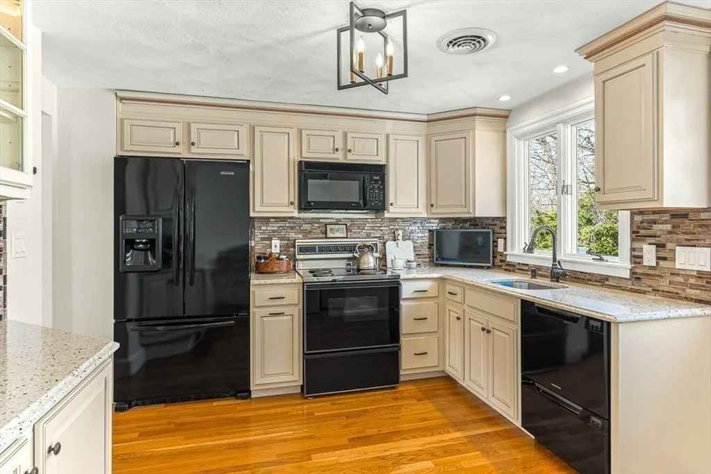 Photo of 19 Cox Road