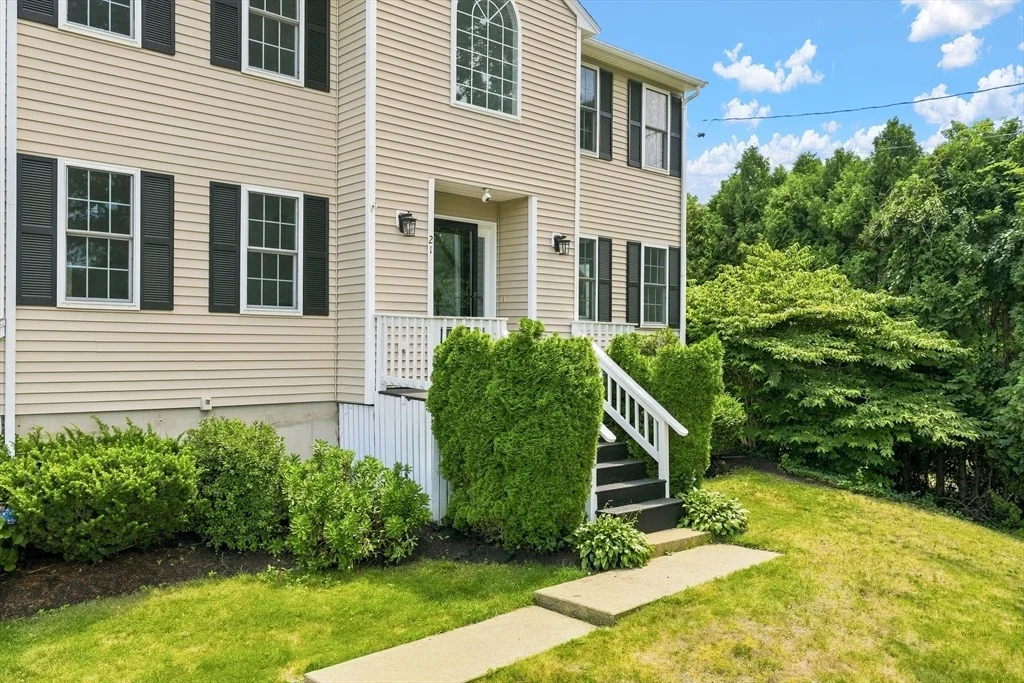 Photo of 21 Forestview Dr