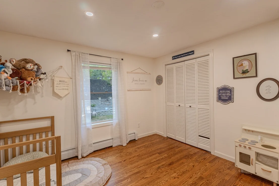Photo of 91 Wendell St