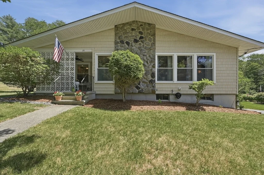 Photo of 20 Clover Drive