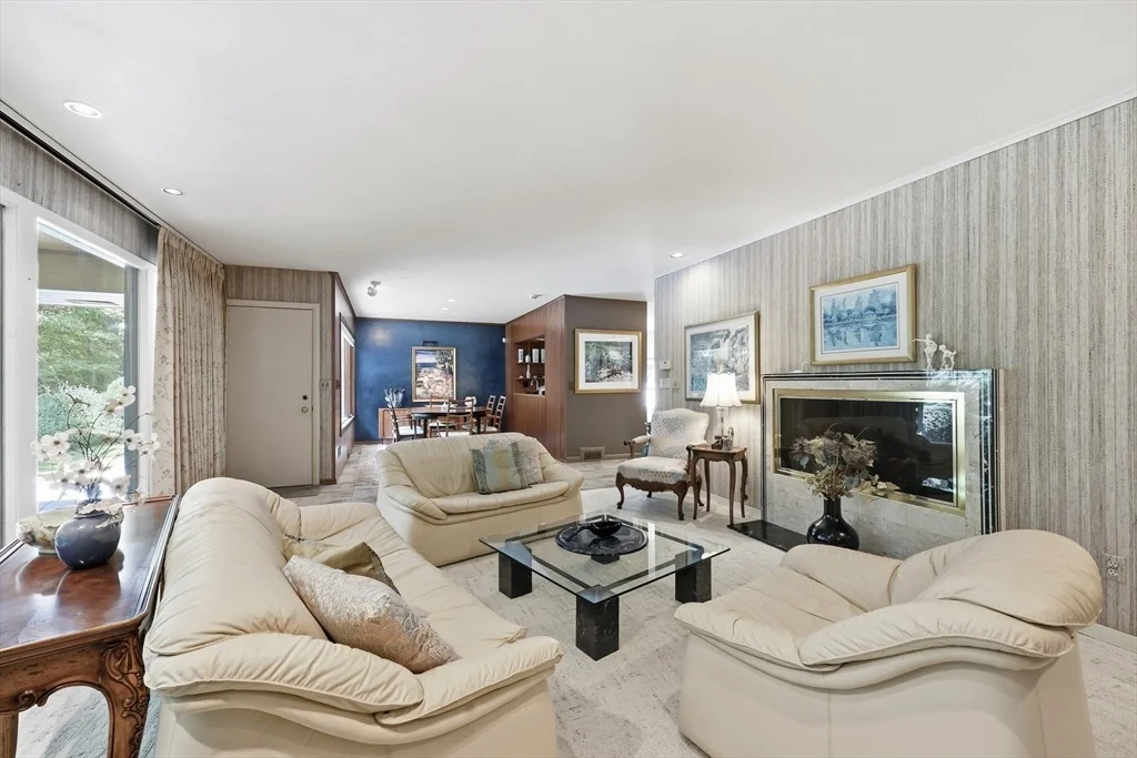Photo of 200 Crestview Circle