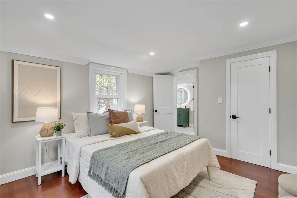 Photo of 20 Riverview St