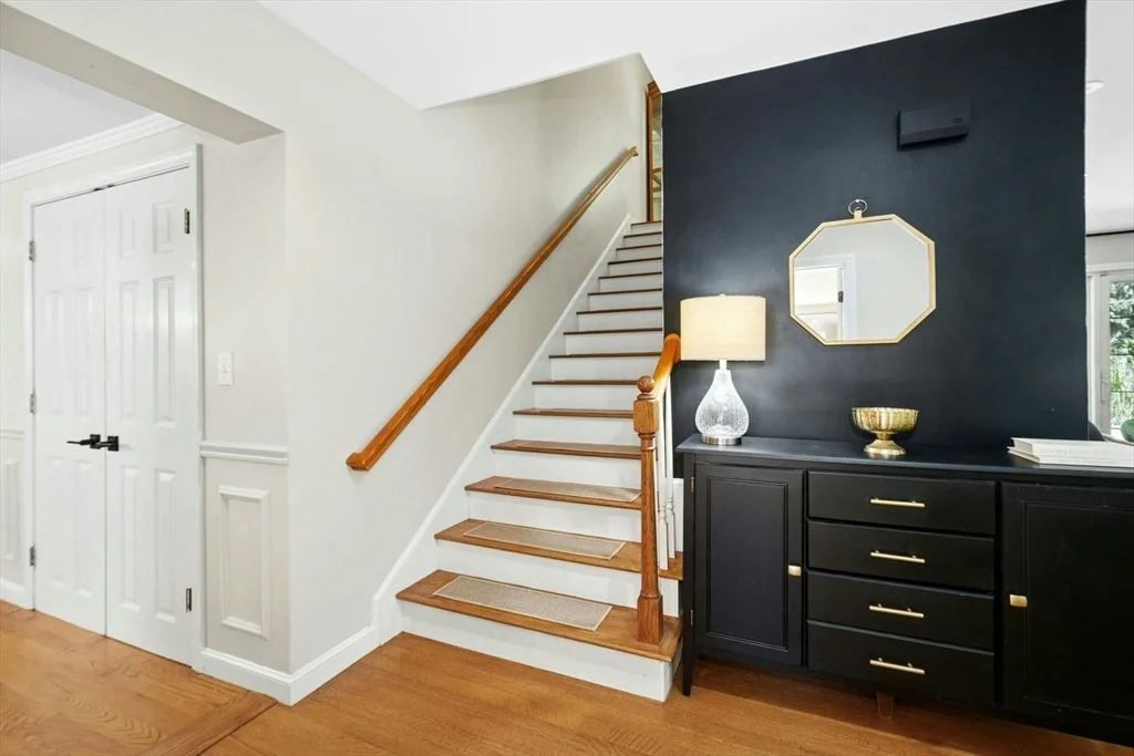 Photo of 8 Raymond Way