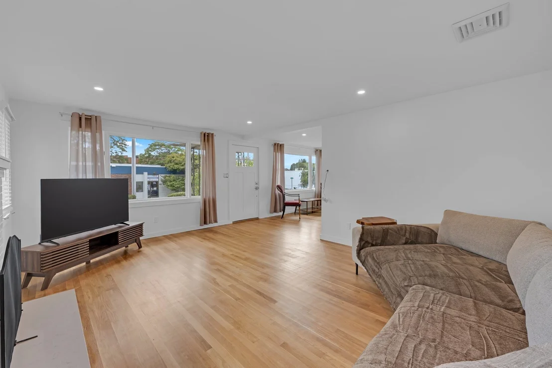 Photo of 79 Chilmark St