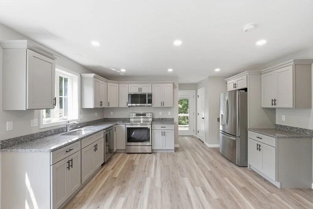 Photo of Unit A at 71 Pine St