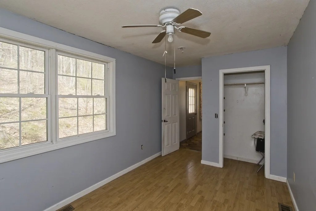 Photo of 300 Middlefield