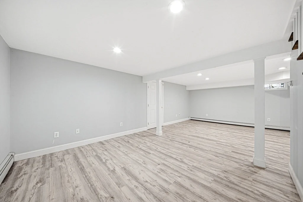 Photo of 443 Cushing St