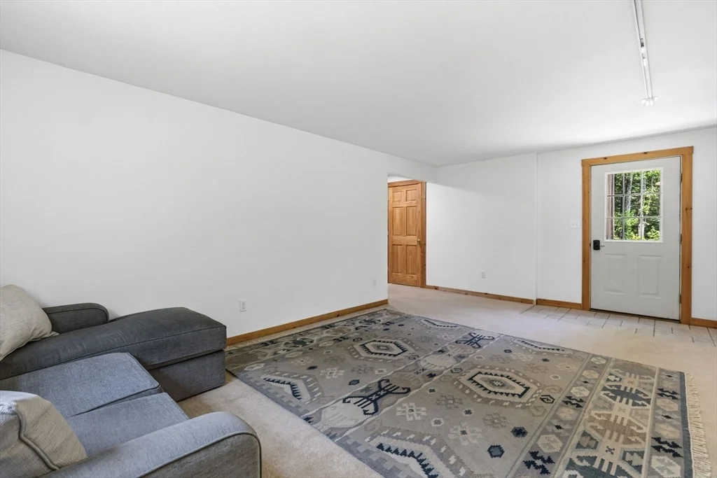 Photo of 302 Main Rd